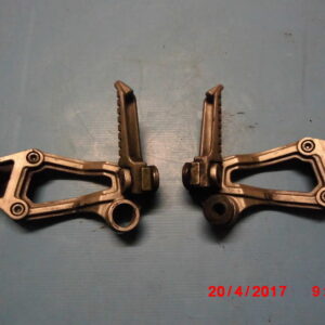 Beifahrer Fussrasten Kawasaki ZX10