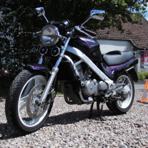Honda NTV650 Revere RC 33 Ersatzteile