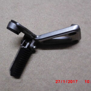 Fußraste hinten rechts Suzuki GSF1200 GV75A