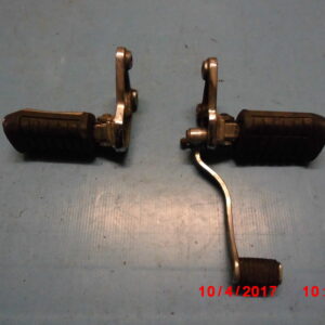 Fußrastenanlage mit schaltung hebel Honda VF750 RC09 MAGNA