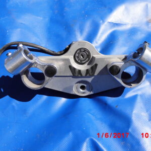 Gabelbrücke oben Suzuki GSX600F Typ GN72B
