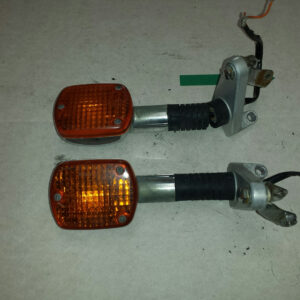 HONDA VF 500 MAGNA PC13  Blinker Rechts+Links Hinten