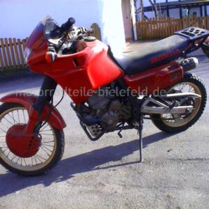 Honda NX 650 Dominator RD02