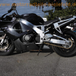 Honda CBR900RR SC28
