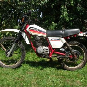 Honda XL185S