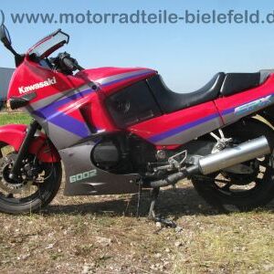 Kawasaki GPX 600R Rot-Blau